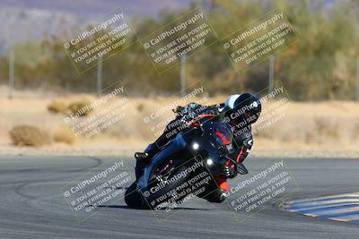 media/Jan-09-2022-SoCal Trackdays (Sun) [[2b1fec8404]]/Turn 6 (1035am)/